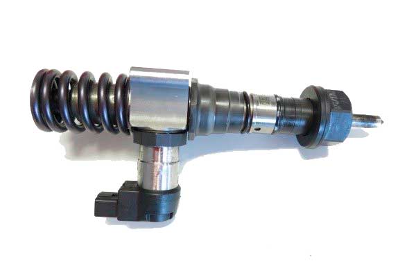 Пример использования ключа восьмигранный на 17 мм для гайки распылителя насос-форсунки Audi и VW Siemens VDO